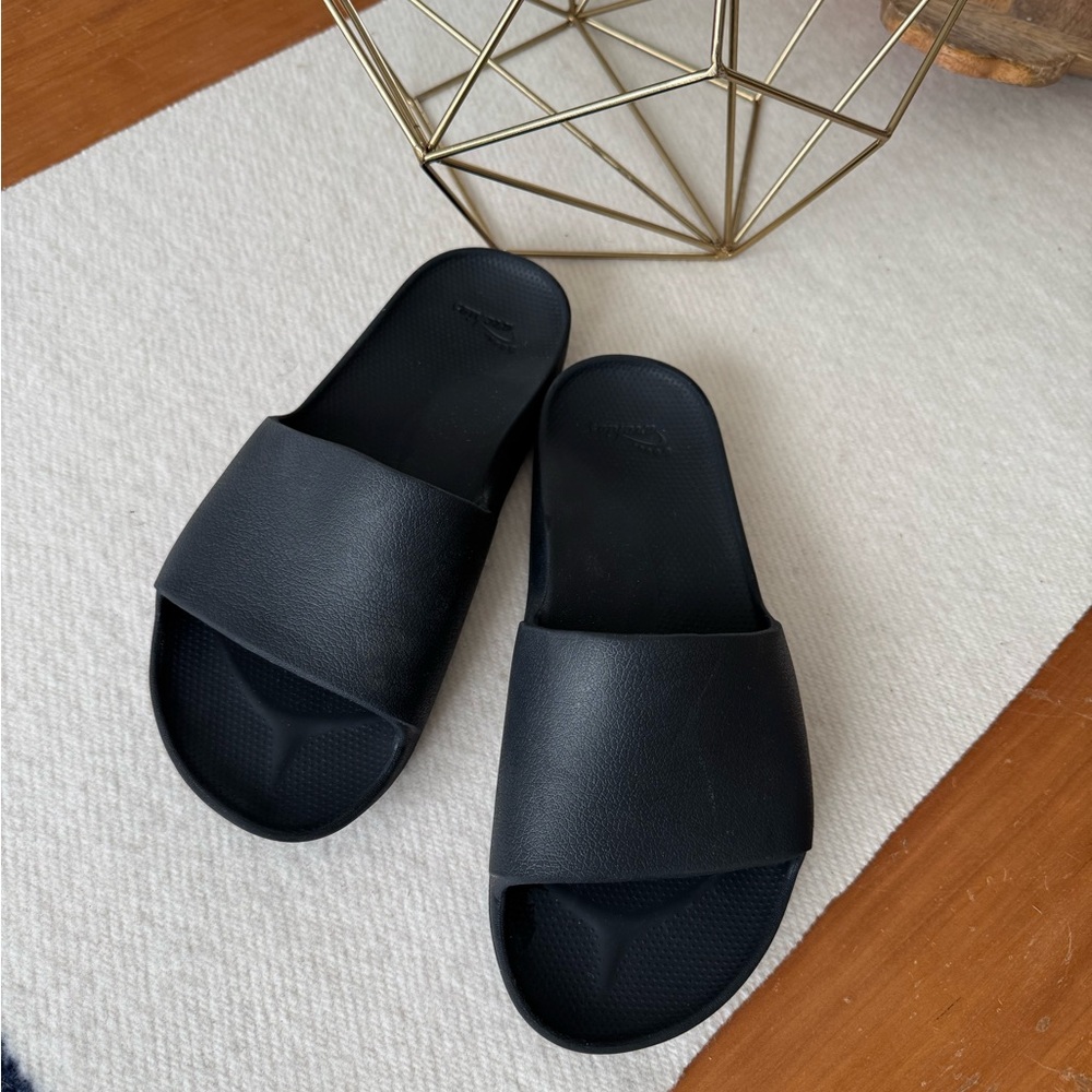 Archies Arch Support Slides size 7 Black Like NEW